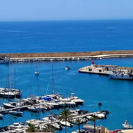 Sea View Blue Monkey Apartment *