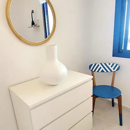 Apartment Sea View Blue Monkey *
