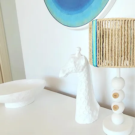 Apartment Sea View Blue Monkey